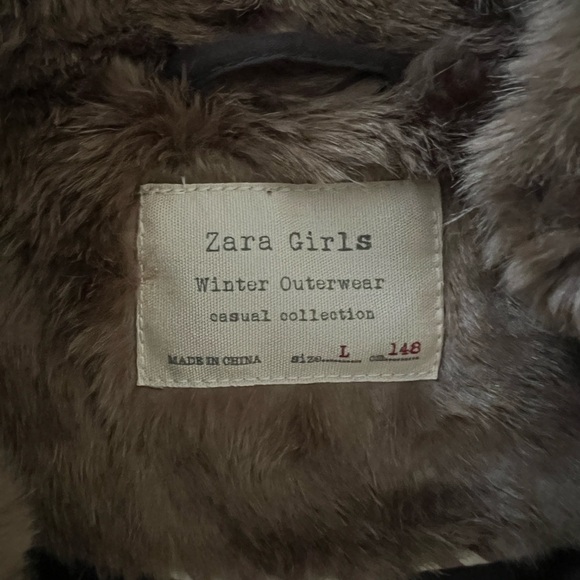 Zara girl faux fur vest size L - Picture 3 of 3